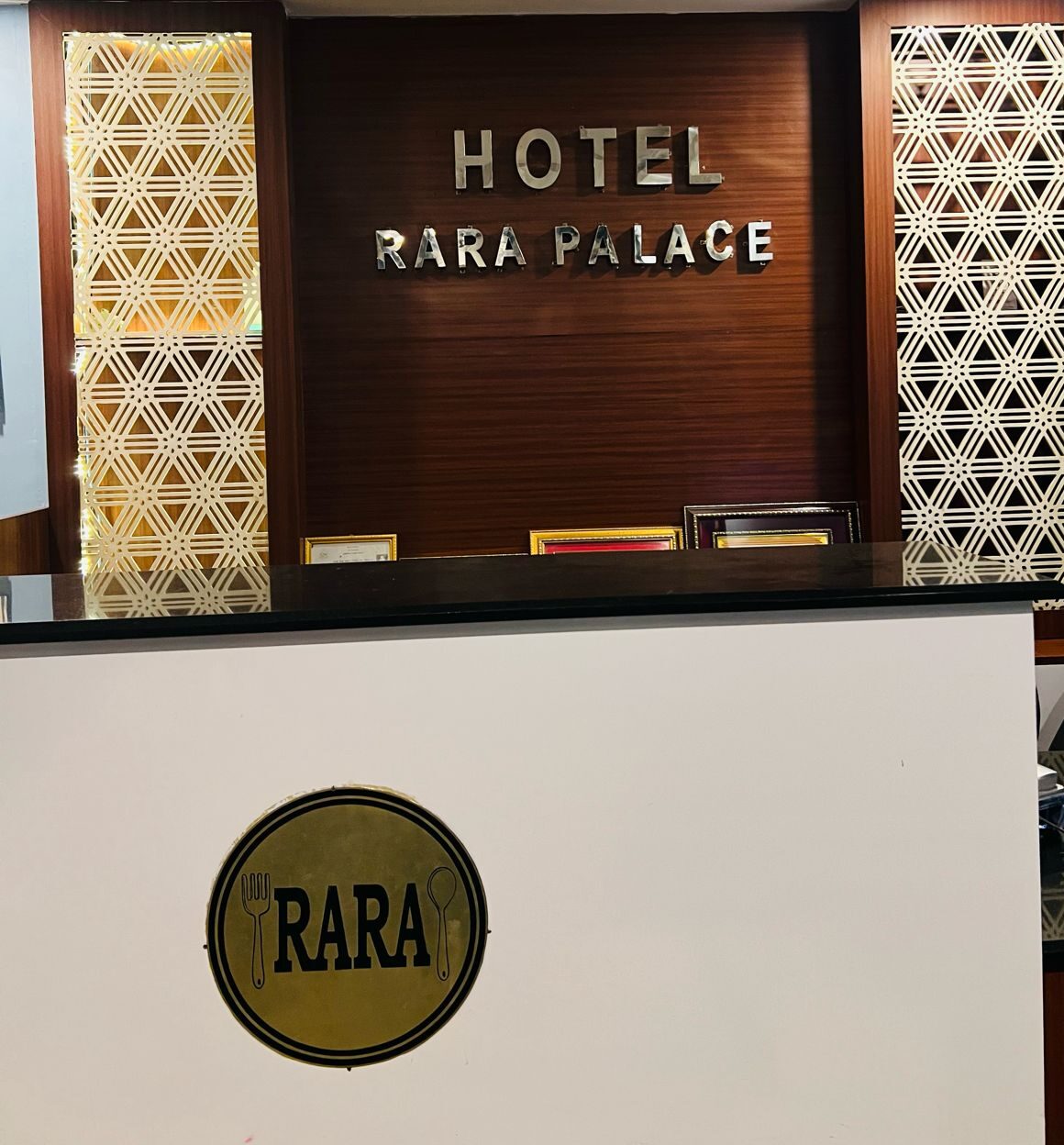 rara front desk